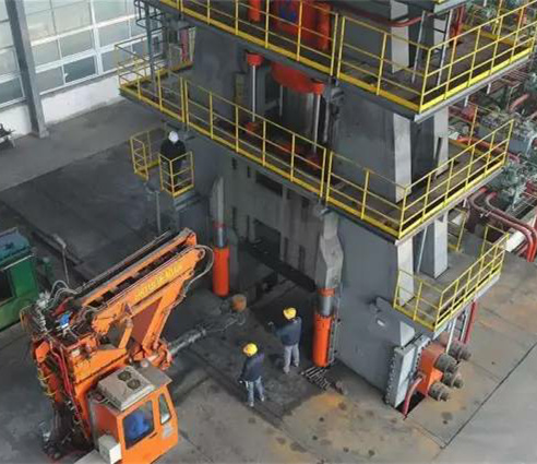 鋅合金壓鑄廠富的富死，窮的等死